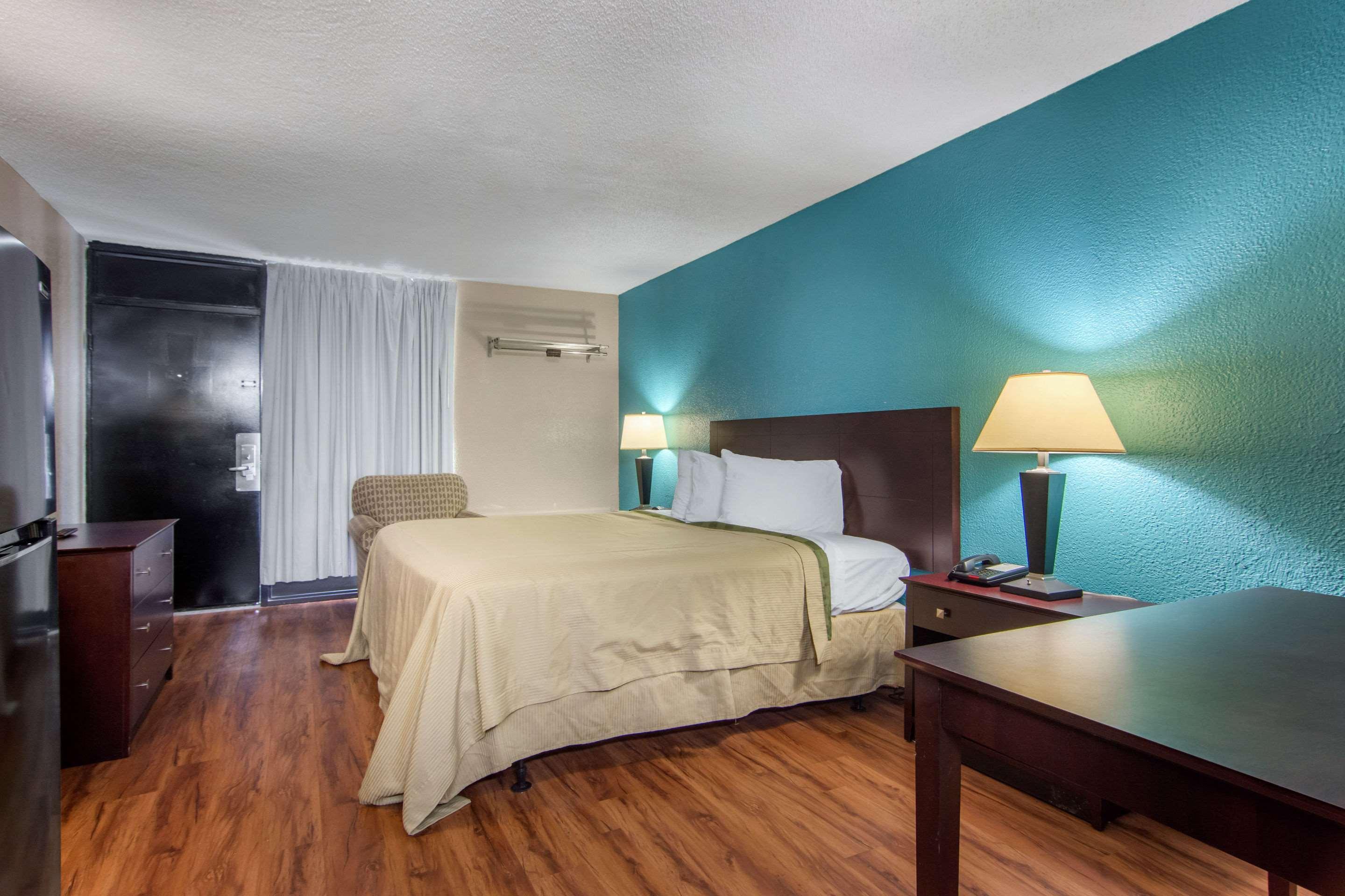 Suburban Studios Macon Ngoại thất bức ảnh