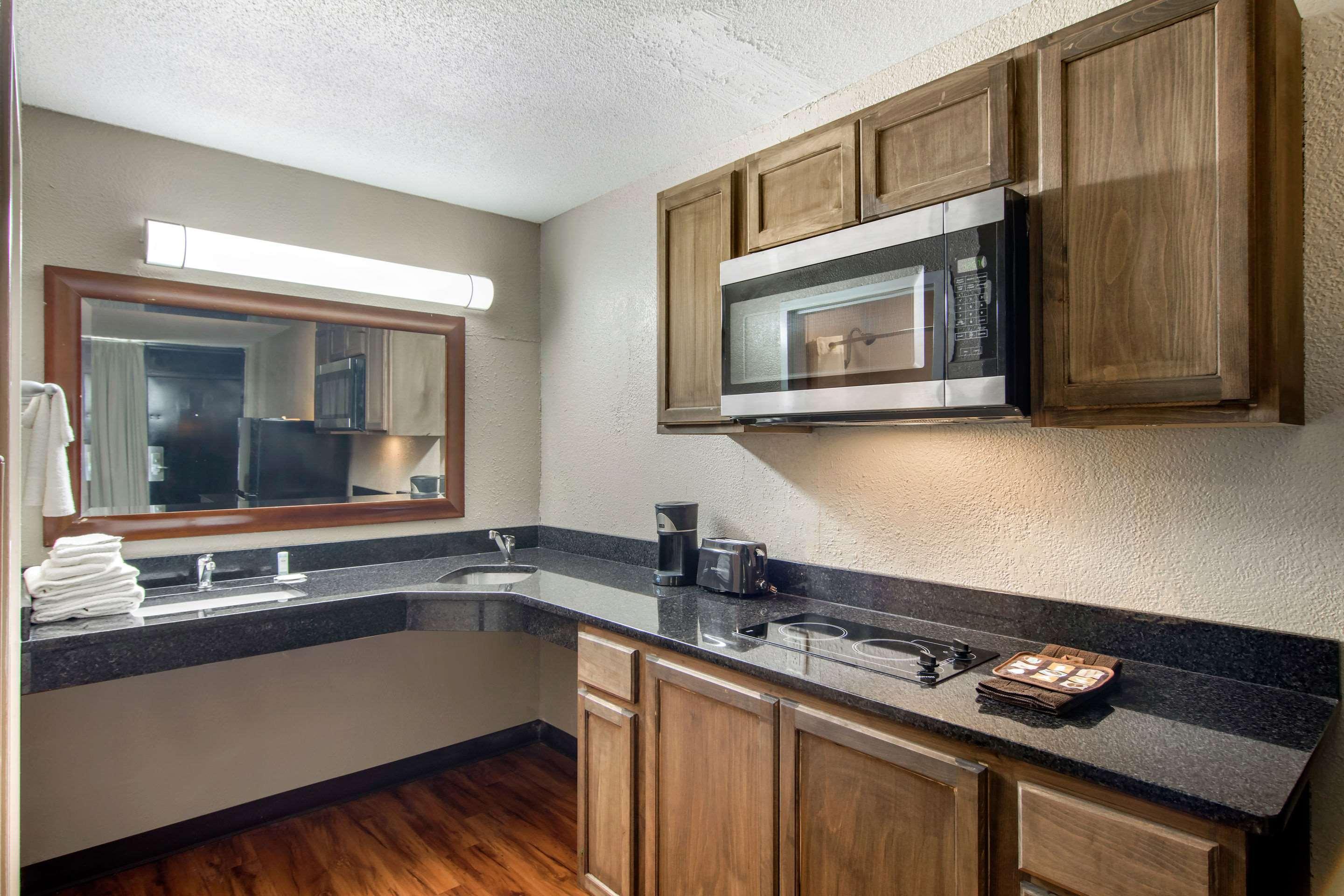 Suburban Studios Macon Ngoại thất bức ảnh