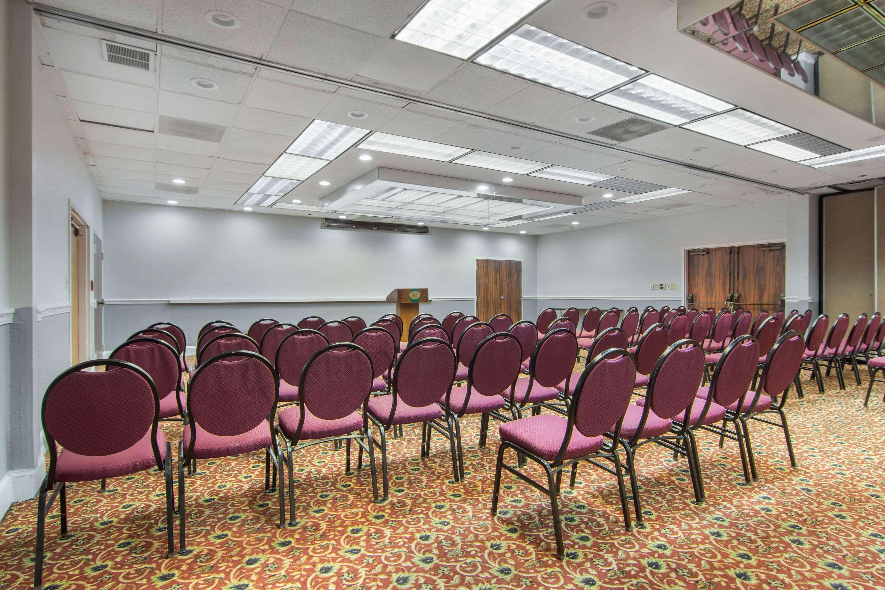Suburban Studios Macon Ngoại thất bức ảnh